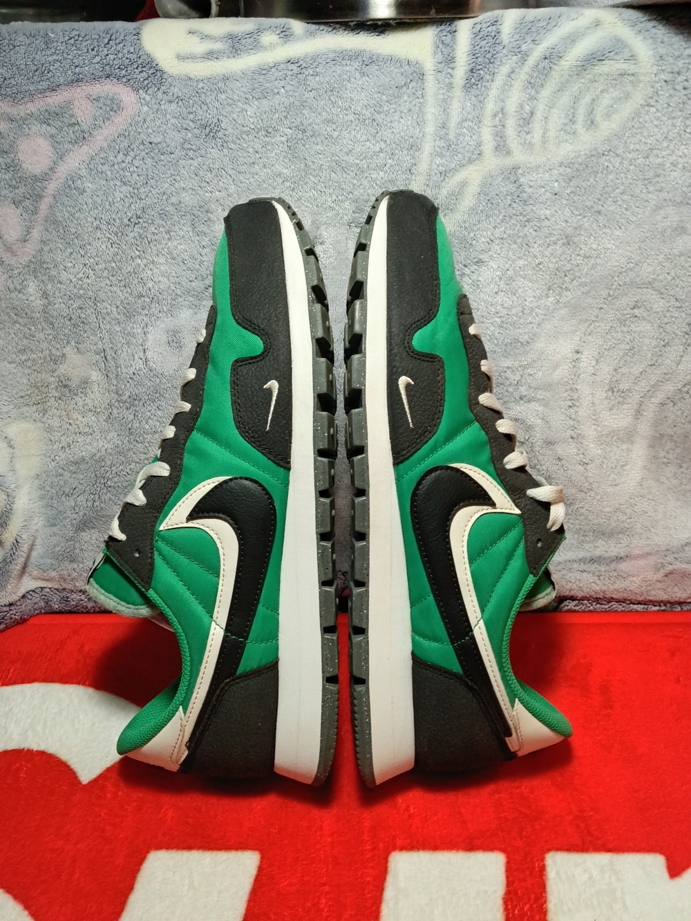 Nike Air Pegasus 83 Double Swoosh Stadium Green Black Men's Size 12m